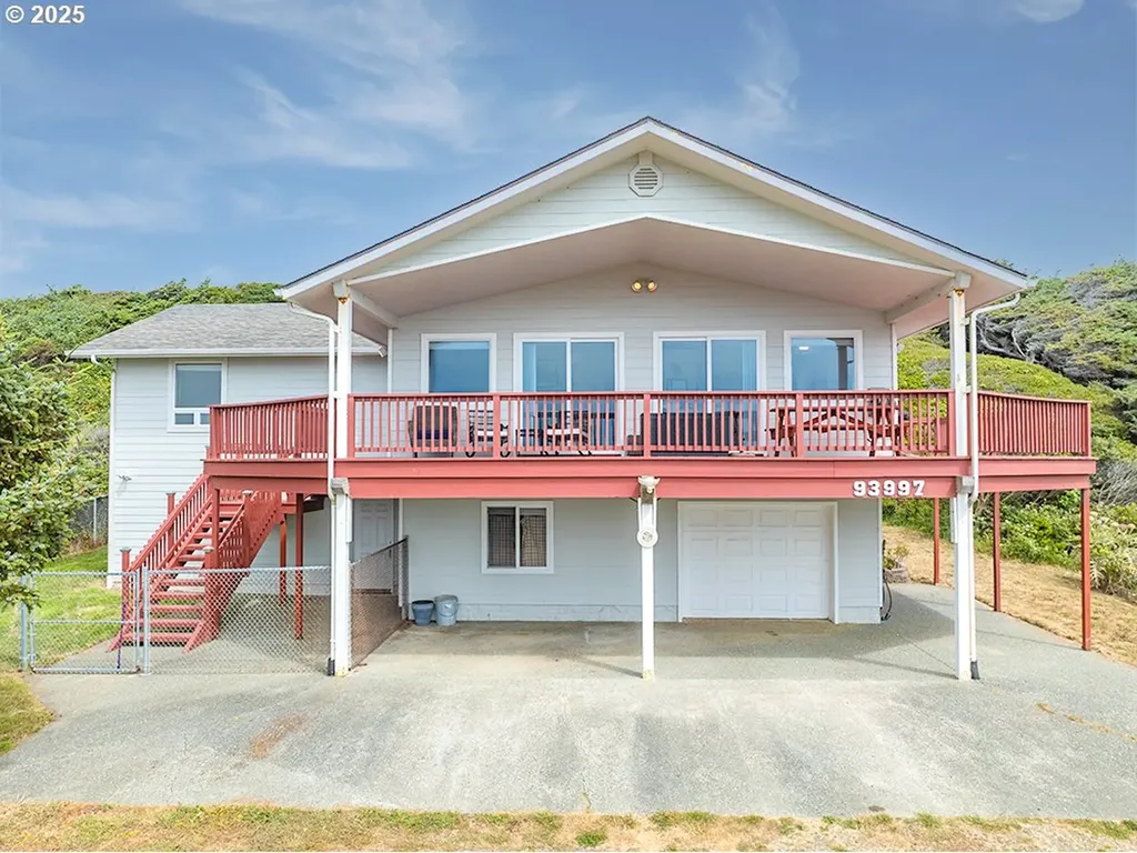 93997 Pebble Place Gold Beach OR 97444