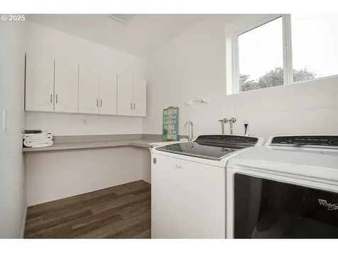 93997 Pebble Place Gold Beach OR 97444