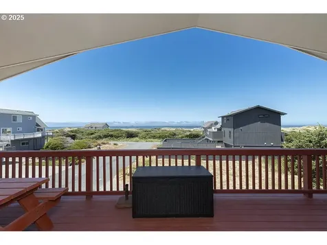 93997 Pebble Place Gold Beach OR 97444