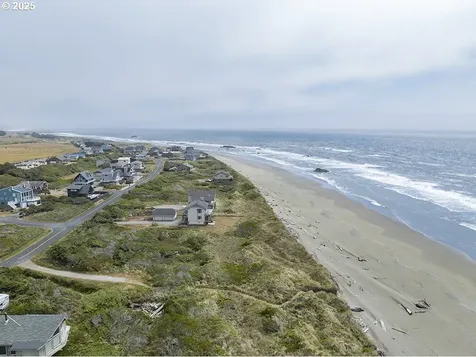 93997 Pebble Place Gold Beach OR 97444
