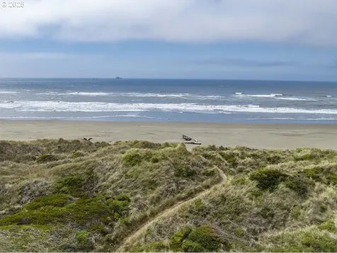 93997 Pebble Place Gold Beach OR 97444