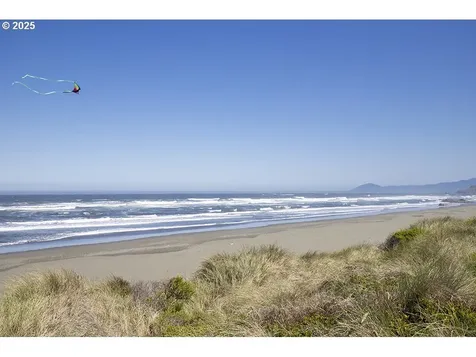 93997 Pebble Place Gold Beach OR 97444