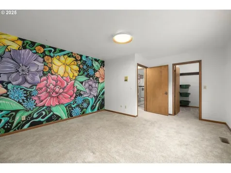 1940 SW 71st Avenue Portland OR 97225