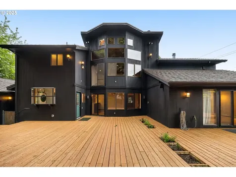 1940 SW 71st Avenue Portland OR 97225