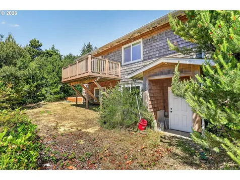 1902 NW Cedar Crest Place Waldport OR 97394