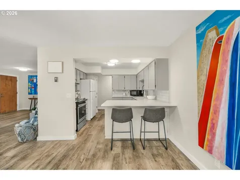 7470 S Coast Highway South Beach OR 97366