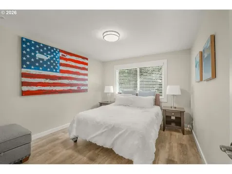 7470 S Coast Highway South Beach OR 97366