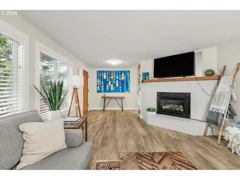 7470 S Coast Highway South Beach OR 97366