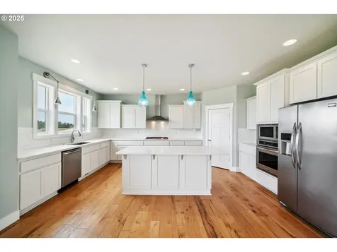 80654 Polo Ridge Road Warrenton OR 97146
