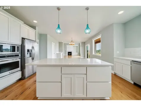 80654 Polo Ridge Road Warrenton OR 97146