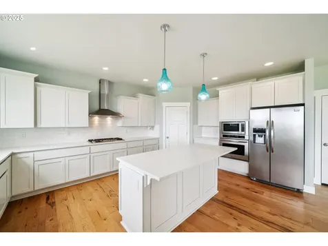 80654 Polo Ridge Road Warrenton OR 97146