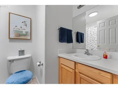 3368 SW Delaney Place Portland OR 97225