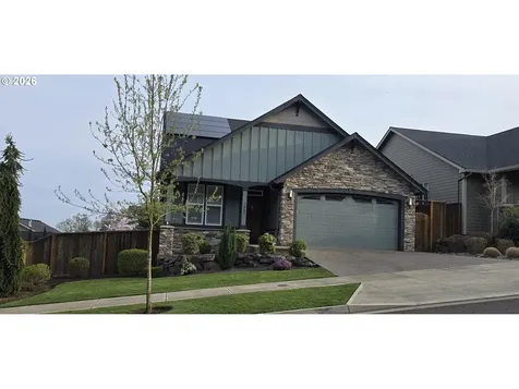 1643 York Butte Avenue SE Salem OR 97306