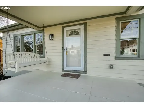 1905 SE 58th Avenue Portland OR 97215