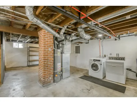 1905 SE 58th Avenue Portland OR 97215