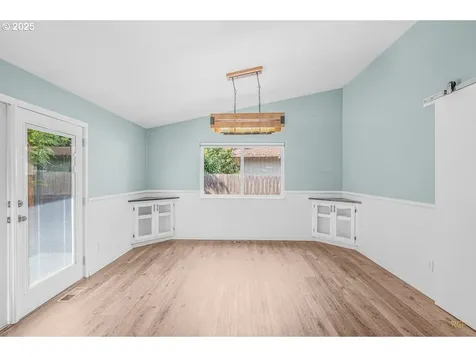 10938 NE Siskiyou Street Portland OR 97220