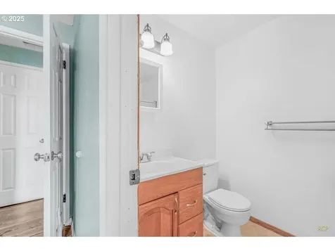 10938 NE Siskiyou Street Portland OR 97220