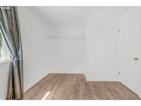 10938 NE Siskiyou Street Portland OR 97220