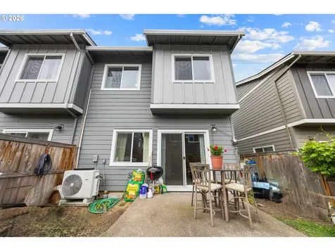 1228 S Quartz Drive Cornelius OR 97113