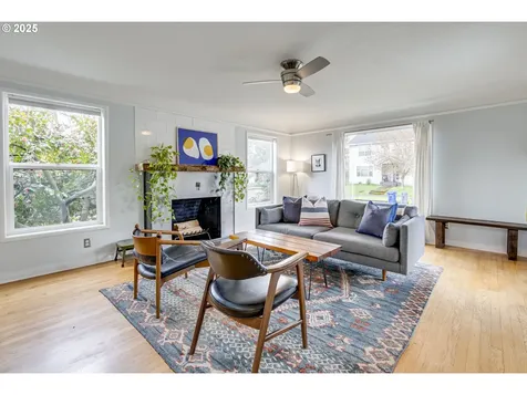 555 N Bryant Street Portland OR 97217