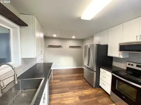 9445 3rd Street Bay City OR 97107