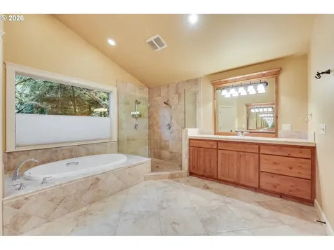 12925 SW Bell Road Sherwood OR 97140