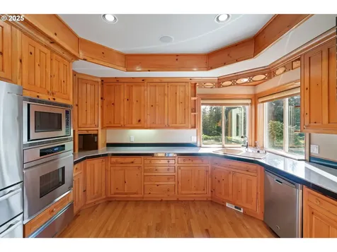 12000 NE 227th Avenue Brush Prairie WA 98606