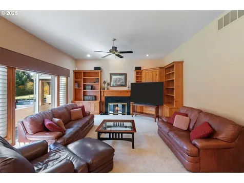 12000 NE 227th Avenue Brush Prairie WA 98606