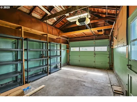 2329 SW Mitchell Street Portland OR 97239