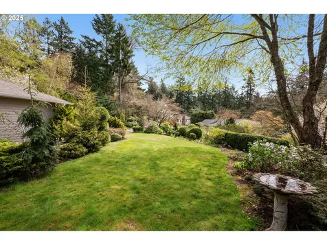 2329 SW Mitchell Street Portland OR 97239
