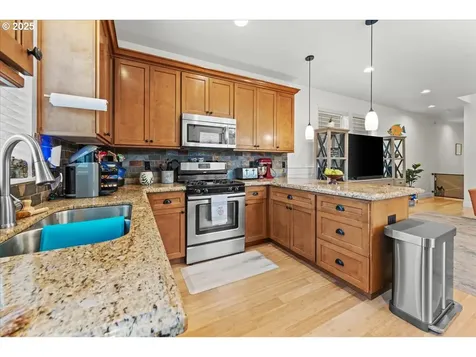 7908 SE Harney Street Portland OR 97206