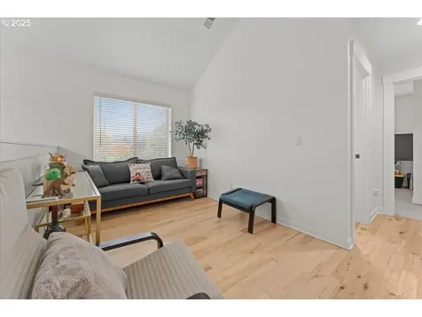 7908 SE Harney Street Portland OR 97206