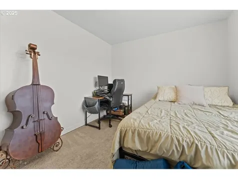 7908 SE Harney Street Portland OR 97206