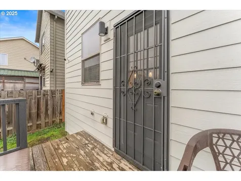 7908 SE Harney Street Portland OR 97206