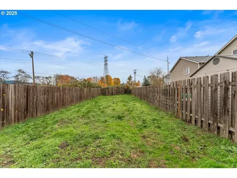 7908 SE Harney Street Portland OR 97206