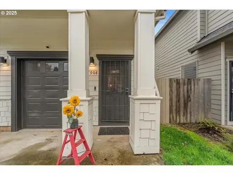 7908 SE Harney Street Portland OR 97206