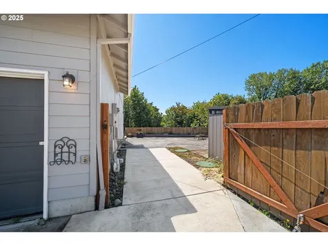 2010 SW 6th Avenue Camas WA 98607