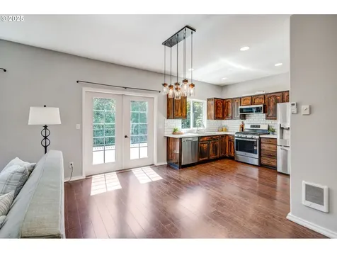 2010 SW 6th Avenue Camas WA 98607