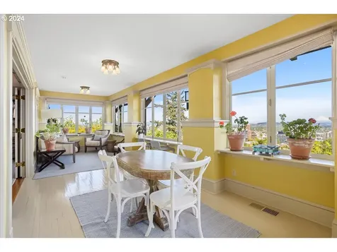 1960 SW 16th Avenue Portland OR 97201