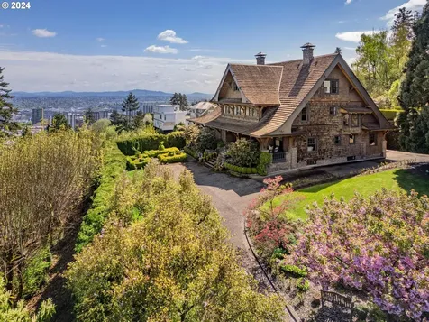 1960 SW 16th Avenue Portland OR 97201