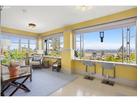 1960 SW 16th Avenue Portland OR 97201