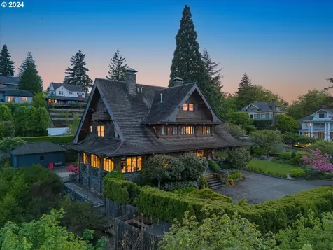1960 SW 16th Avenue Portland OR 97201