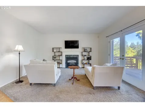 20819 SW Vicki Lane Beaverton OR 97007