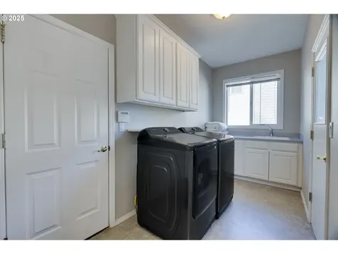20819 SW Vicki Lane Beaverton OR 97007
