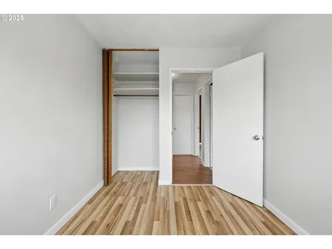 8435 SE Flavel Street Portland OR 97266