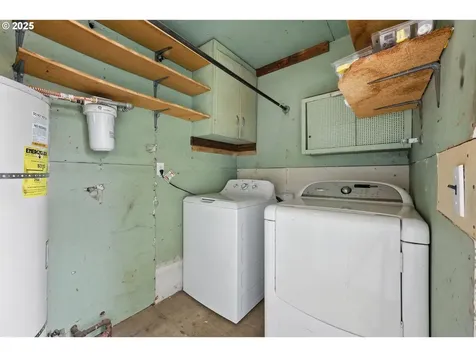 8435 SE Flavel Street Portland OR 97266