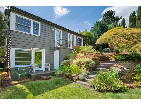 8007 SW Burlingame Avenue Portland OR 97219