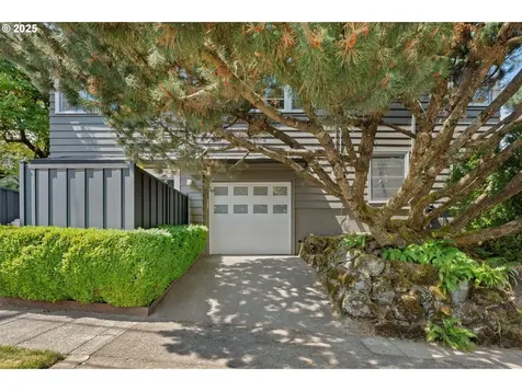 8007 SW Burlingame Avenue Portland OR 97219