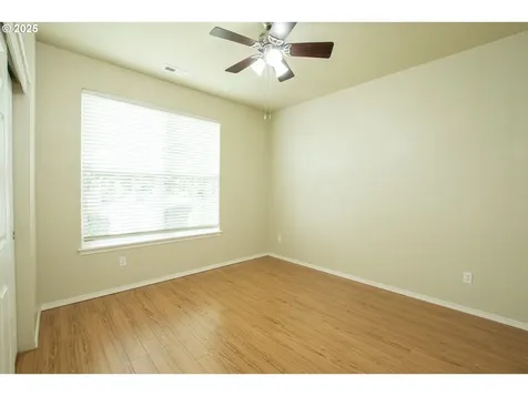 22 Almond Way Creswell OR 97426