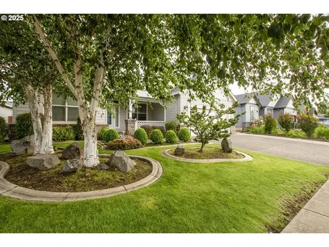22 Almond Way Creswell OR 97426